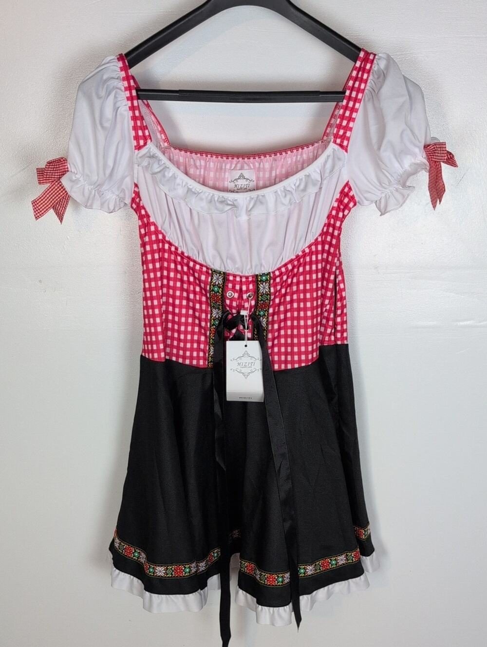 Hiziti NWT German Dirndl Costume
